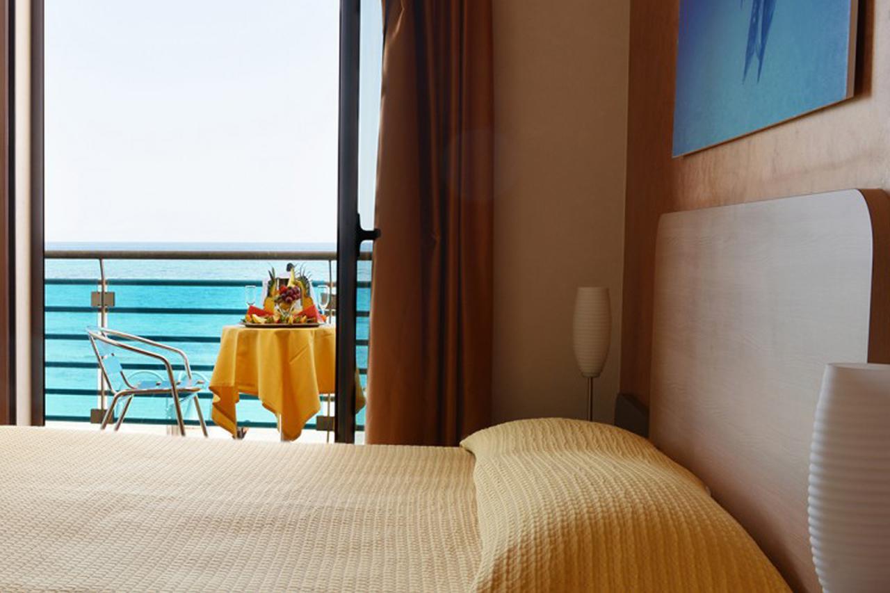 Hotel Mirage 토레 산타 사비나 외부 사진